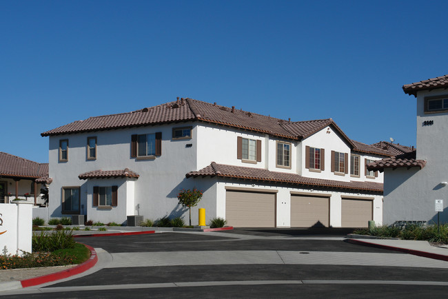 The Casitas at Spring Creek in Oceanside, CA - Building Photo - Building Photo