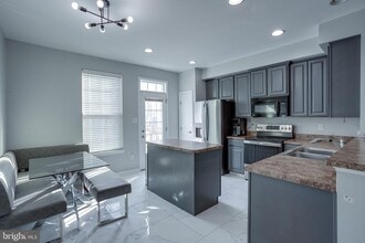 14 Tylers Ct in Somerdale, NJ - Building Photo - Building Photo