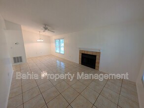 14211 Shadow Moss Ln in Tampa, FL - Building Photo - Building Photo