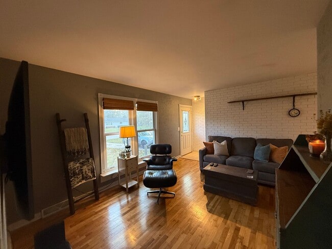 1652 Stonewood Dr SE in Lowell, MI - Building Photo - Building Photo