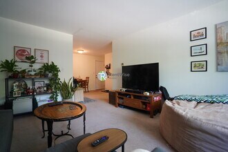 11 Embassy Rd in Boston, MA - Building Photo - Building Photo