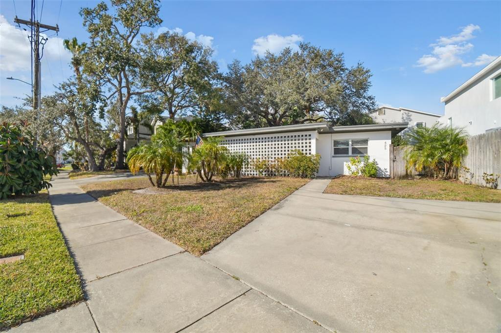 425 Chippewa Ave in Tampa, FL - Building Photo