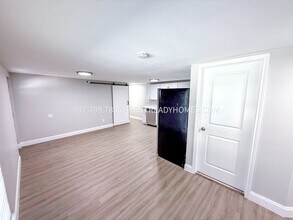 2014 Ross Ave in Fort Worth, TX - Foto de edificio - Building Photo