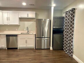 309 E Mitchell St in Arlington, TX - Building Photo - Building Photo