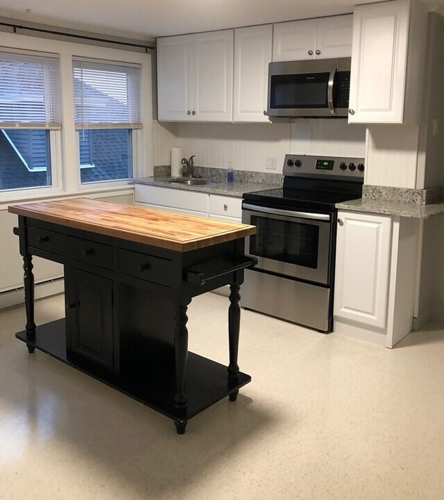 207 Bucknam St in Everett, MA - Building Photo