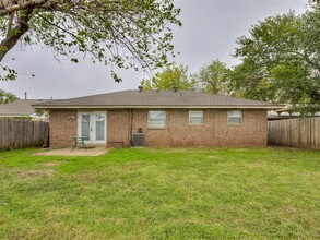 1518 Boyd St in Norman, OK - Building Photo - Building Photo
