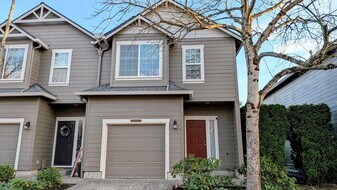 16130 NW Fescue Ct in Portland, OR - Building Photo