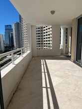 848 Brickell Key Dr in Miami, FL - Building Photo - Building Photo