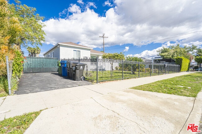 property at 14177 Osborne St