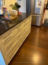 3590 Kaneff Crescent in Mississauga, ON - Building Photo - Building Photo