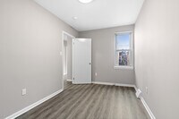 1425 S Vogdes St photo'