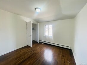 104-59 214th St in Queens, NY - Building Photo - Building Photo