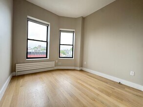 369 7th Ave in Brooklyn, NY - Building Photo - Building Photo