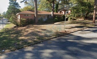 200-202 N Elm St in Little Rock, AR - Building Photo