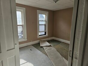 77 Saratoga Ave, Unit B in Rochester, NY - Building Photo - Building Photo