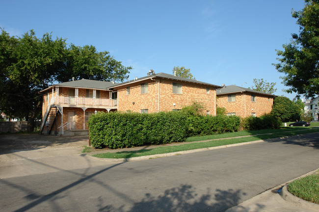 Palmetto Apartments in Dallas, TX - Building Photo - Building Photo