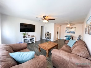 4311 42nd St in Lubbock, TX - Foto de edificio - Building Photo