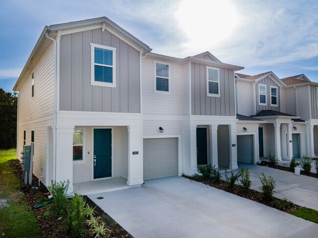 7472 Stone Crk Trl in Kissimmee, FL - Building Photo - Building Photo