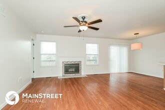 4929 High Crest Ct, Unit 1 in Florissant, MO - Foto de edificio - Building Photo