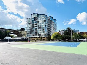 1237 Washington Ave, Unit 702 in Cleveland, OH - Building Photo - Building Photo