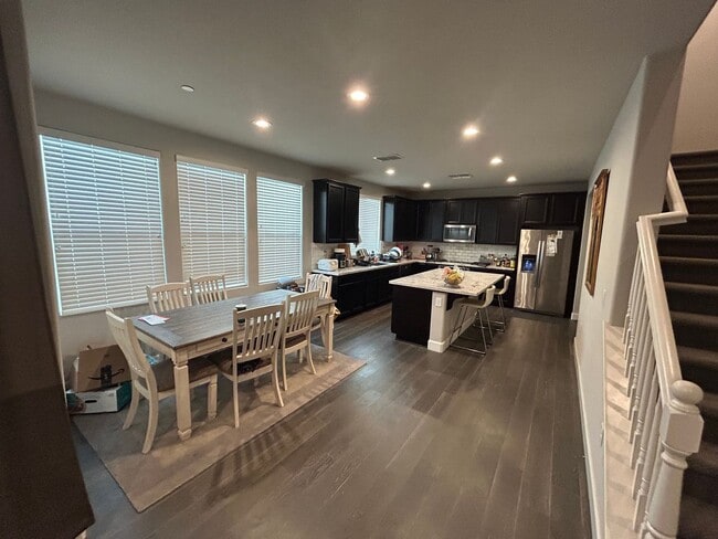 property at 1007 Golden Sunray Terrace