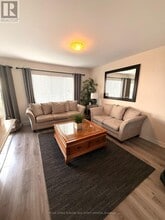 104 McMonies Dr in Hamilton, ON - Building Photo - Building Photo