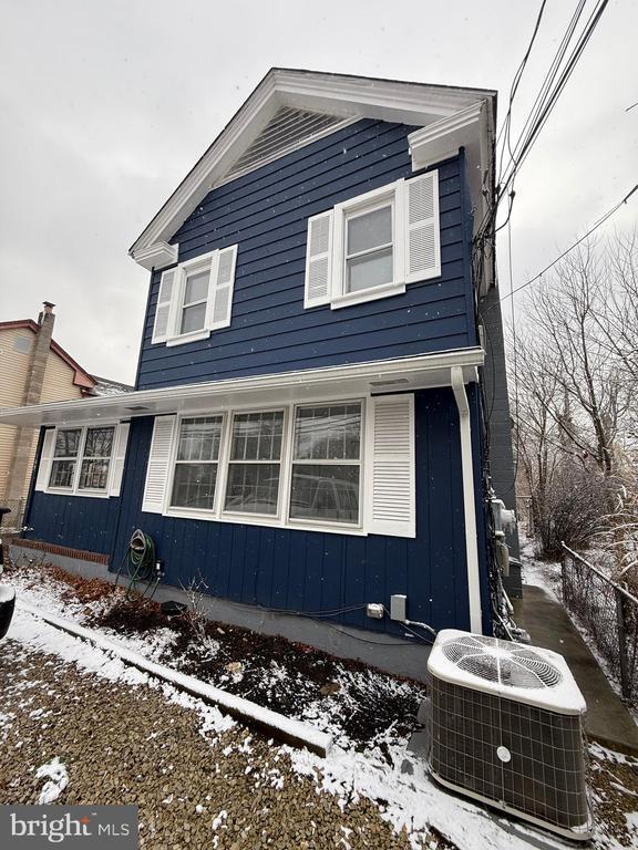 property at 109 N Main St