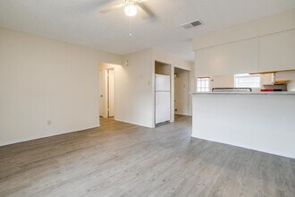 2602 NW 21st St-Unit -Unit B in Fort Worth, TX - Building Photo - Building Photo