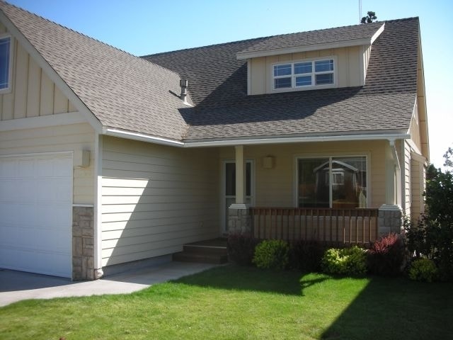 2968 NE Sandy Dr in Bend, OR - Building Photo - Building Photo