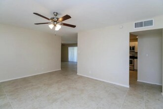 7427 E Belleview St in Scottsdale, AZ - Building Photo - Building Photo