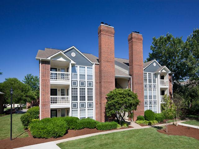 Wyndham at Hampton Apartments in Hampton, VA - Building Photo