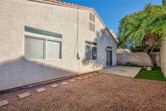 109 La Suena Ct in Henderson, NV - Building Photo - Building Photo
