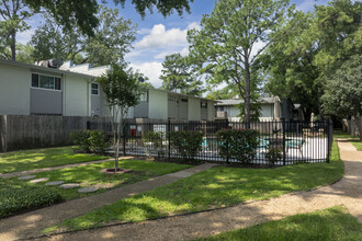 Memorial Woods in Houston, TX - Foto de edificio - Building Photo