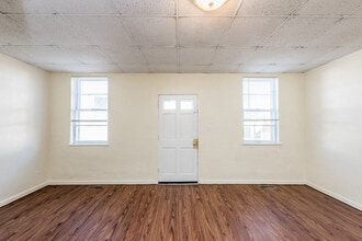 318 S Church St, Unit none in Belleville, IL - Foto de edificio - Building Photo