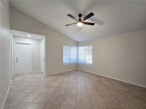 908 Coral Isle Way, Unit 161 in Las Vegas, NV - Building Photo - Building Photo