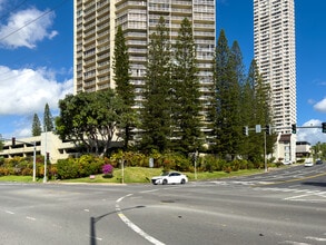 Lele Pono in Aiea, HI - Foto de edificio - Building Photo