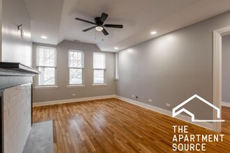 4450 N Sheridan Rd-Unit -2 in Chicago, IL - Foto de edificio - Building Photo