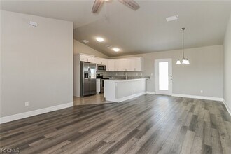 2212 NE 7th Ave in Cape Coral, FL - Building Photo - Building Photo