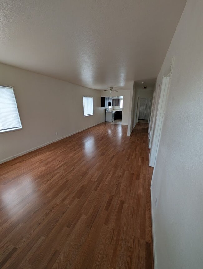 2130 Oak Ave in Klamath Falls, OR - Building Photo - Building Photo