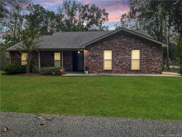 1628 Bower St in Deridder, LA - Foto de edificio