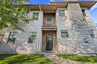 3823 Greenville Ave in Dallas, TX - Building Photo - Building Photo