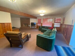 305 6th St NW in Long Beach, WA - Building Photo - Building Photo