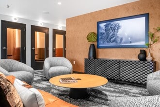 Eastline Grand in Redmond, WA - Foto de edificio - Building Photo