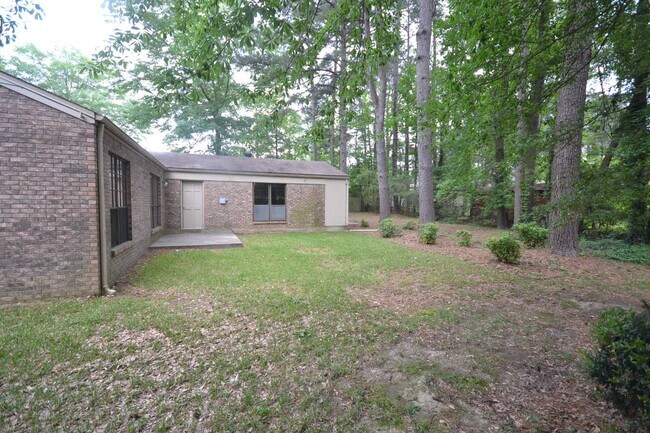 3 Edward Cir in Magnolia, AR - Foto de edificio - Building Photo