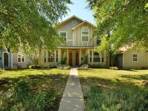 1821 W 37th St in Austin, TX - Building Photo - Building Photo