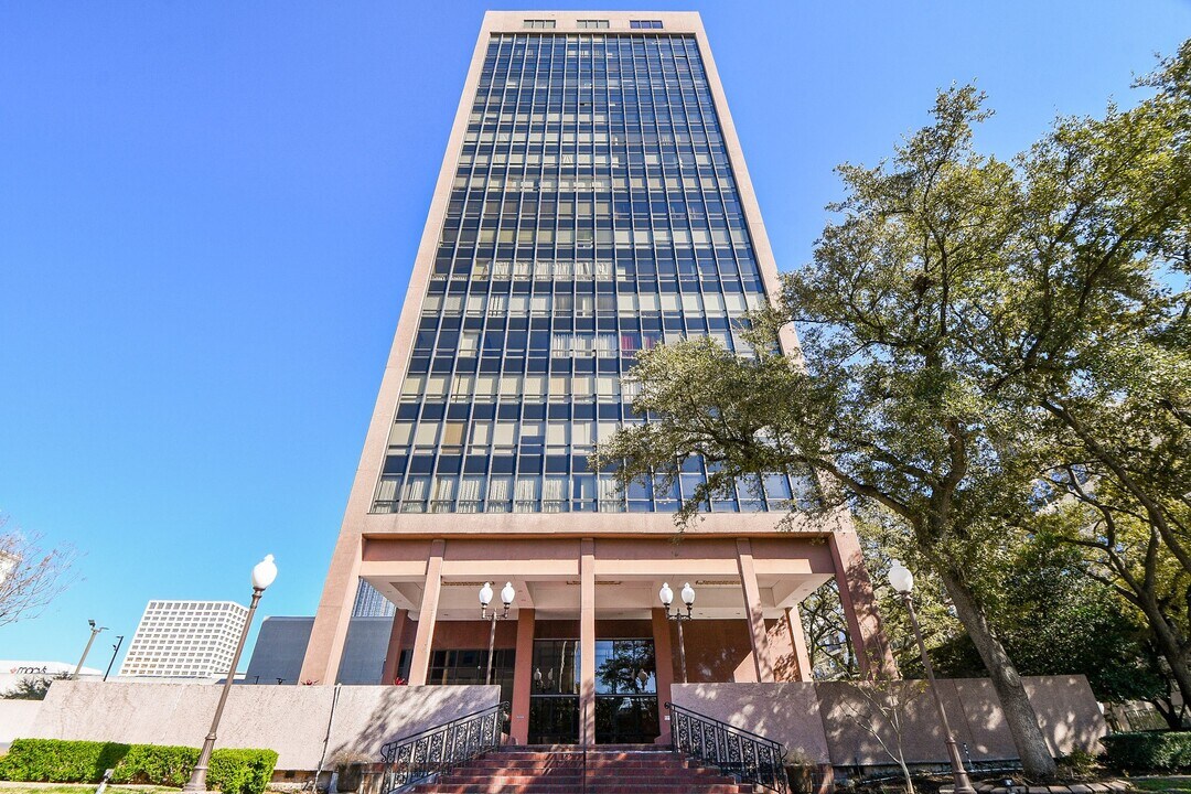 5150 Hidalgo St in Houston, TX - Foto de edificio