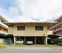 1322 Matlock Ave in Honolulu, HI - Foto de edificio - Building Photo