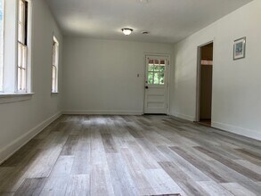 1571 E Octavia Dr in Mobile, AL - Building Photo - Building Photo