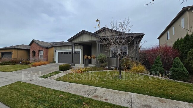 10522 Eagle Falls Way in Reno, NV - Building Photo - Building Photo