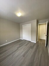 Ferncrest Manor in Edmonton, AB - Building Photo - Building Photo